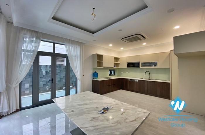 Four bedroom house for rent in Vinhome Harmony